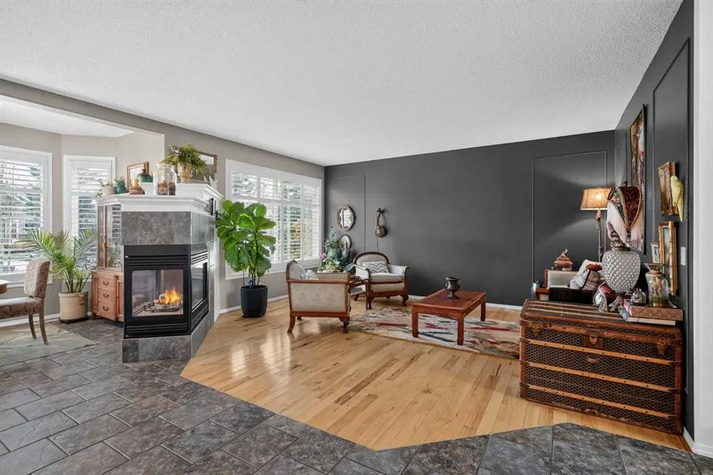 110 Lakeview Shores
