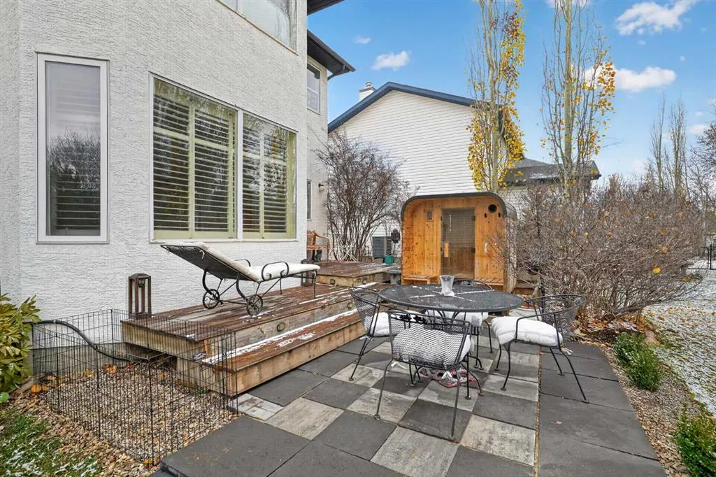 110 Lakeview Shores