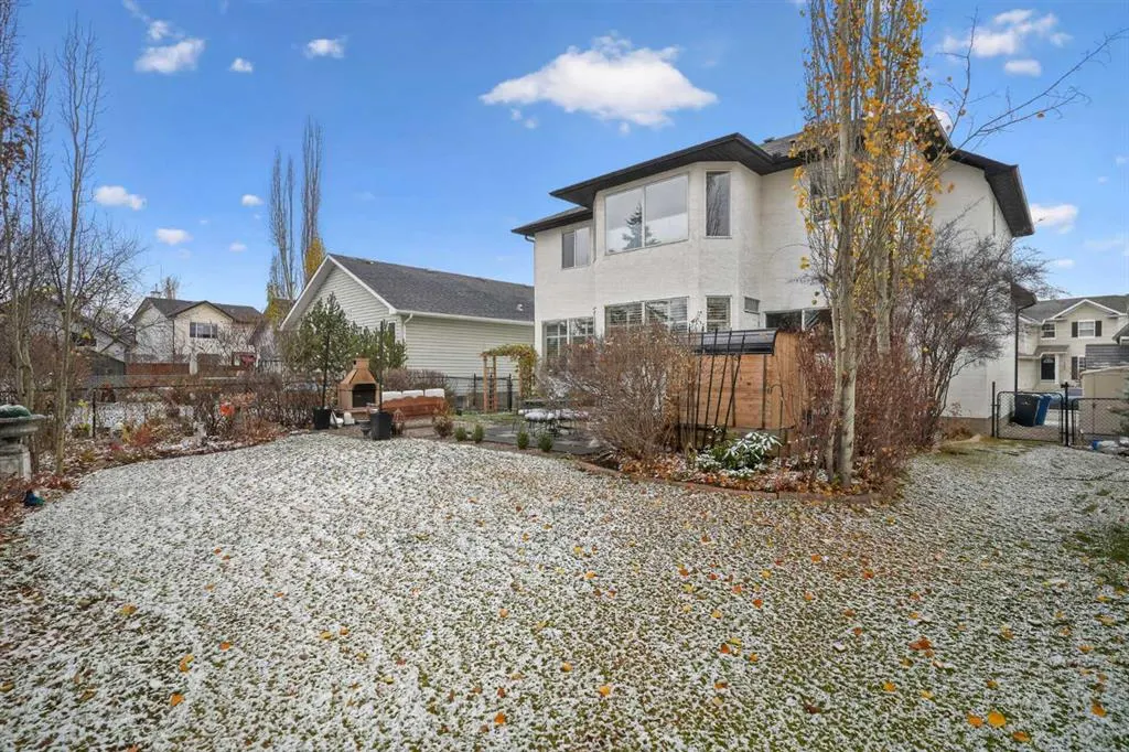 110 Lakeview Shores