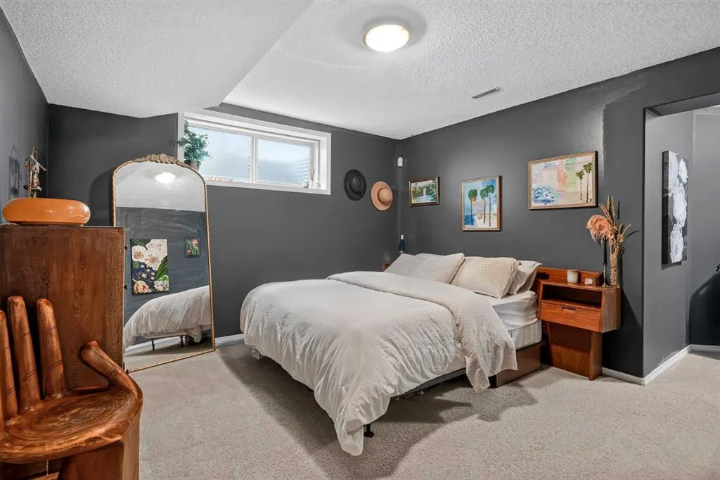 110 Lakeview Shores