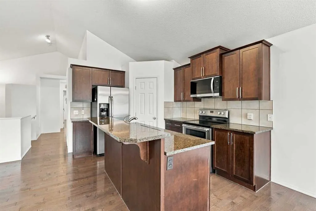 88 Copperstone Gardens SE