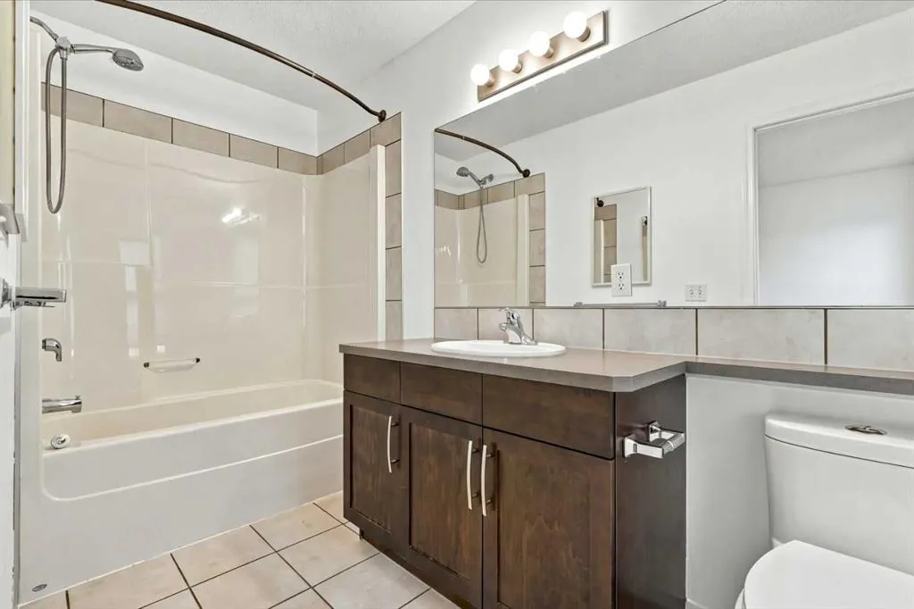 88 Copperstone Gardens SE