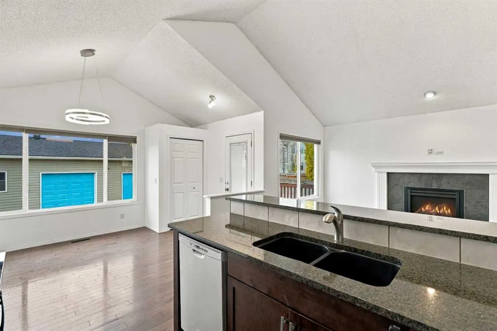 88 Copperstone Gardens SE