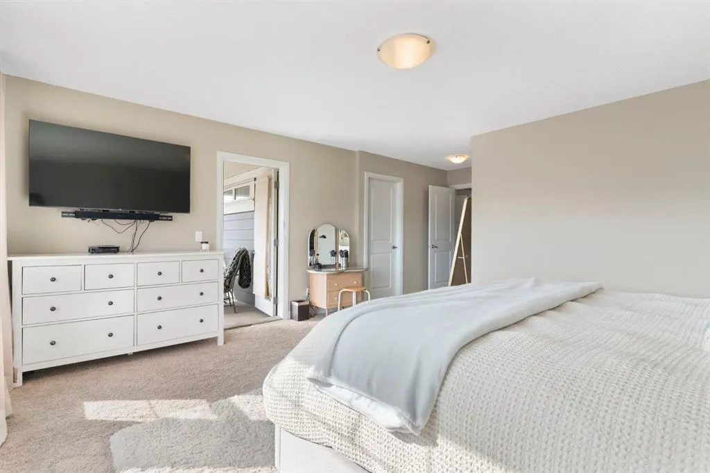 37 Heritage View