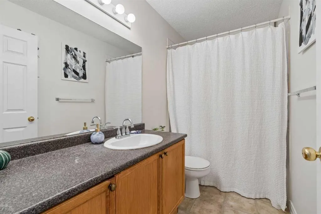 89 Crystalridge Close