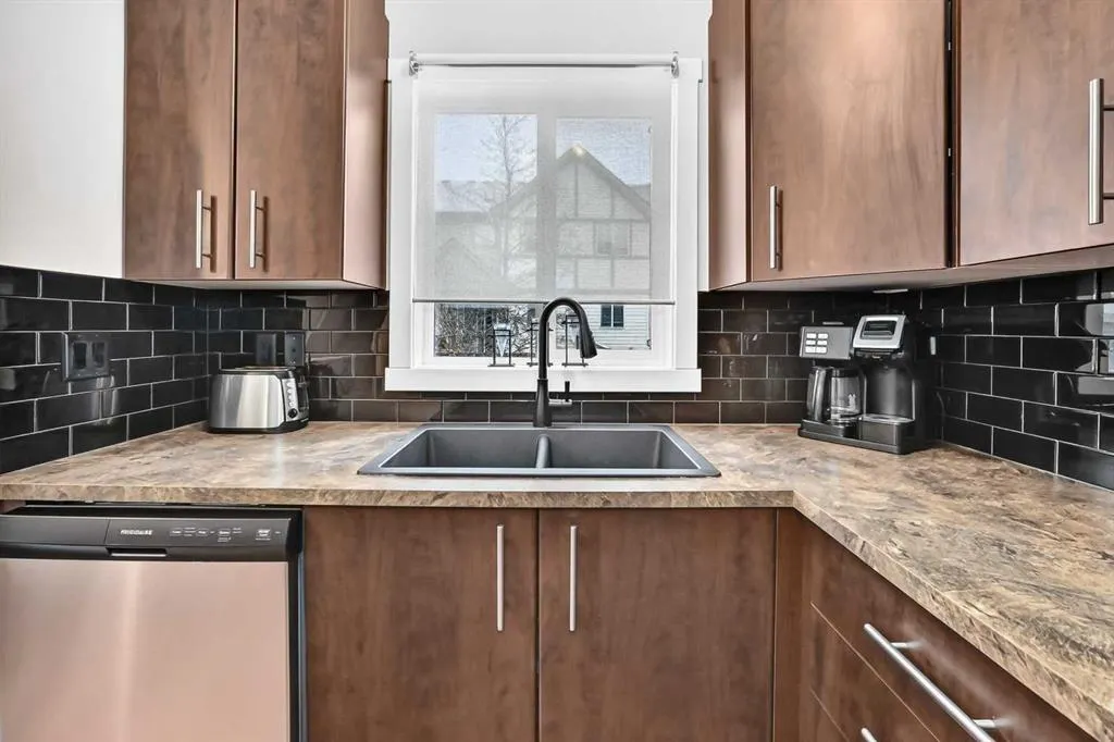 2445 Kingsland Road SE #507