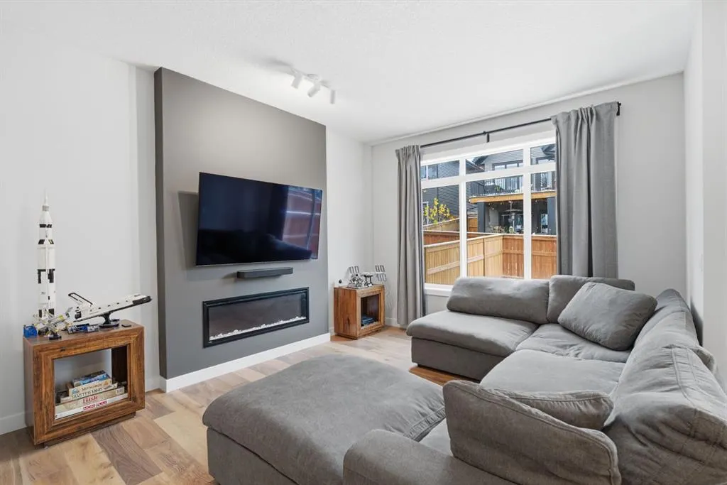 312 Precedence Hill
