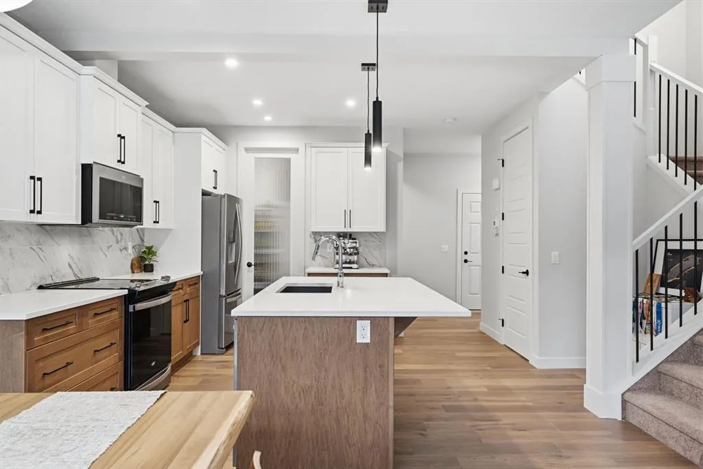312 Precedence Hill