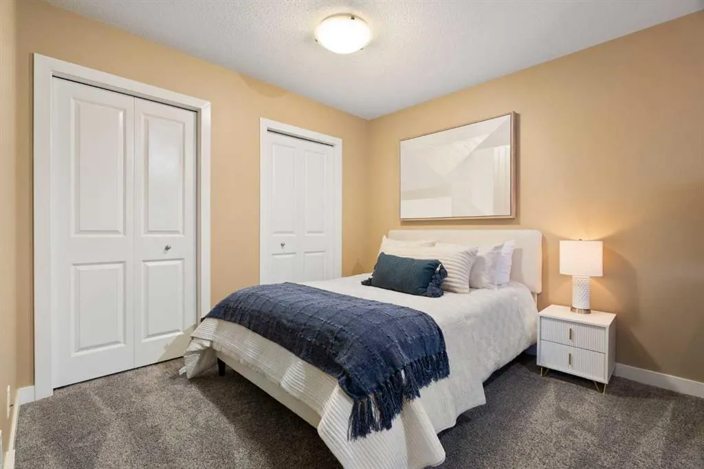 1840 27 Avenue SW #2