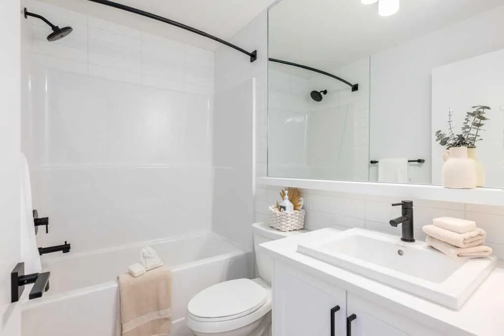 437 Alpine Avenue SW #705