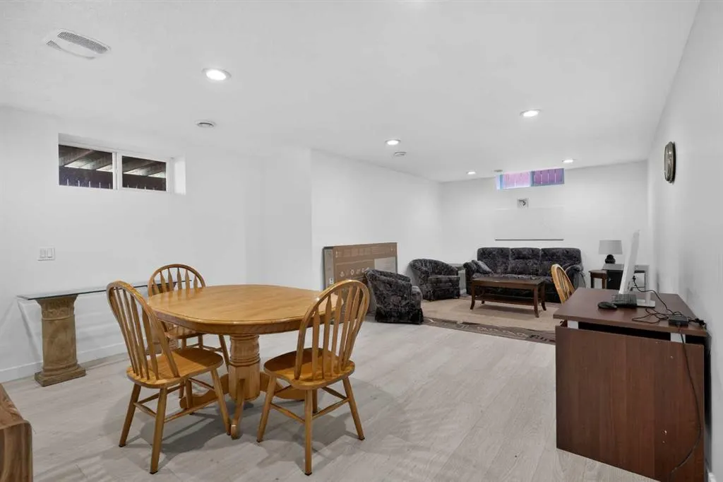 9 Westridge Way