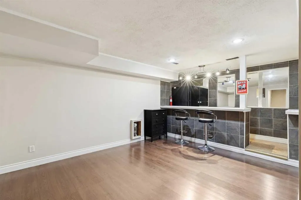 37 Ranch Glen Drive NW
