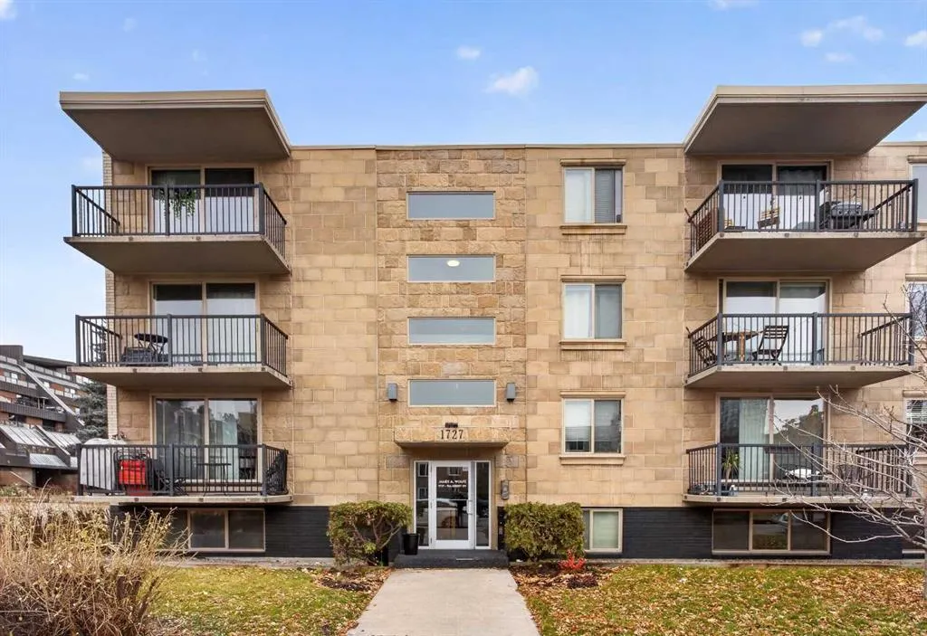 1727 10a Street SW #105