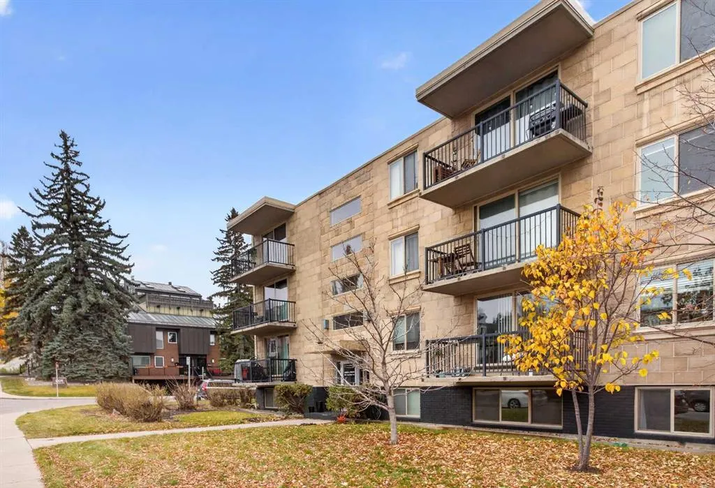 1727 10a Street SW #105
