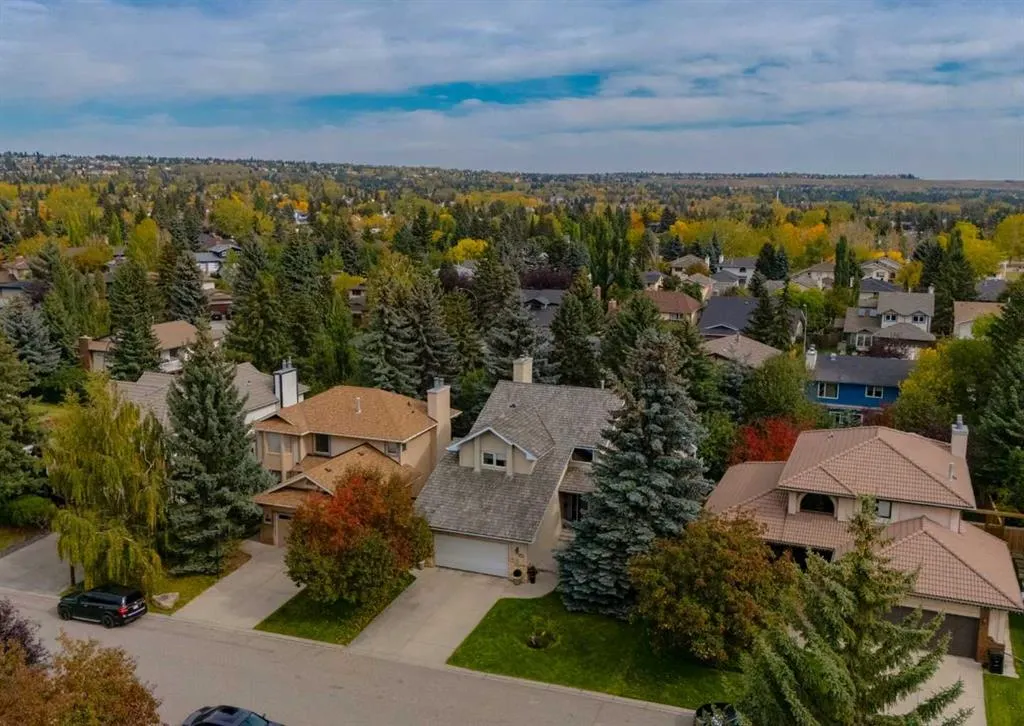 492 Silvergrove Gardens NW