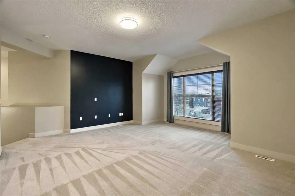 24 Auburn Sound Terrace SE