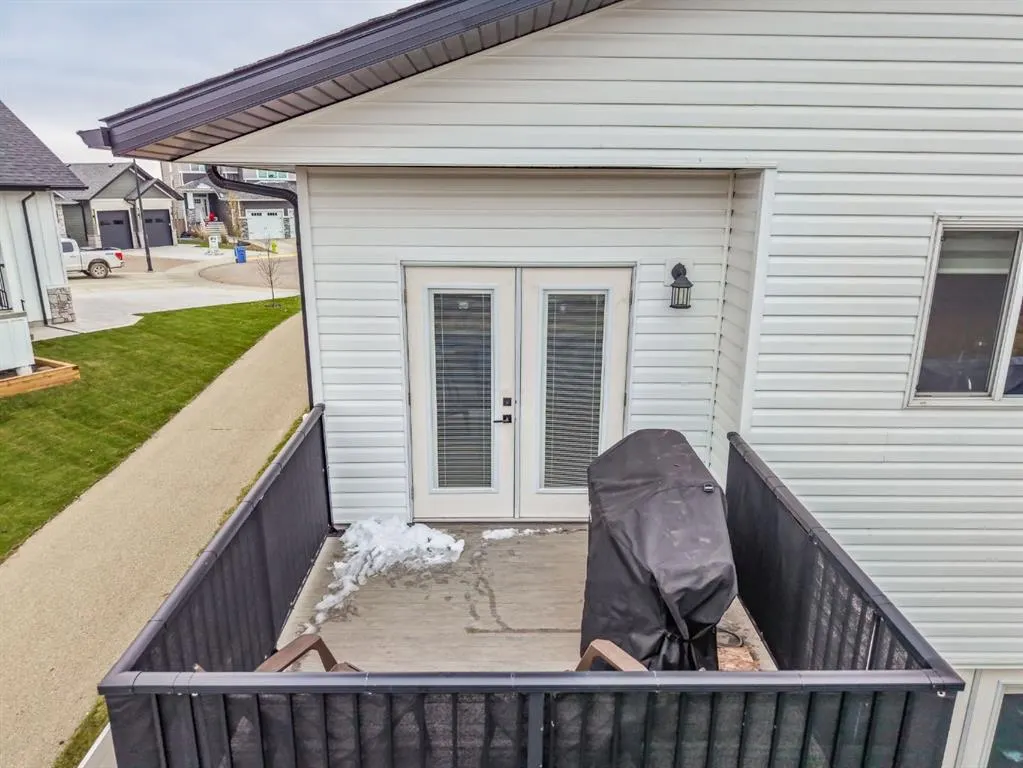 33 Maclean Close