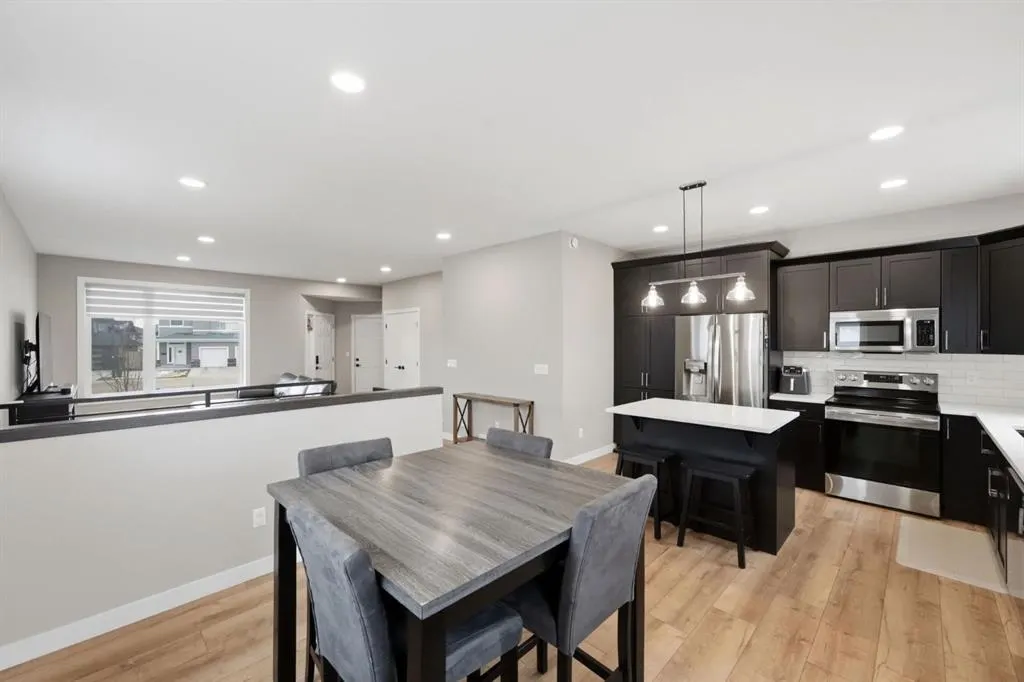 33 Maclean Close