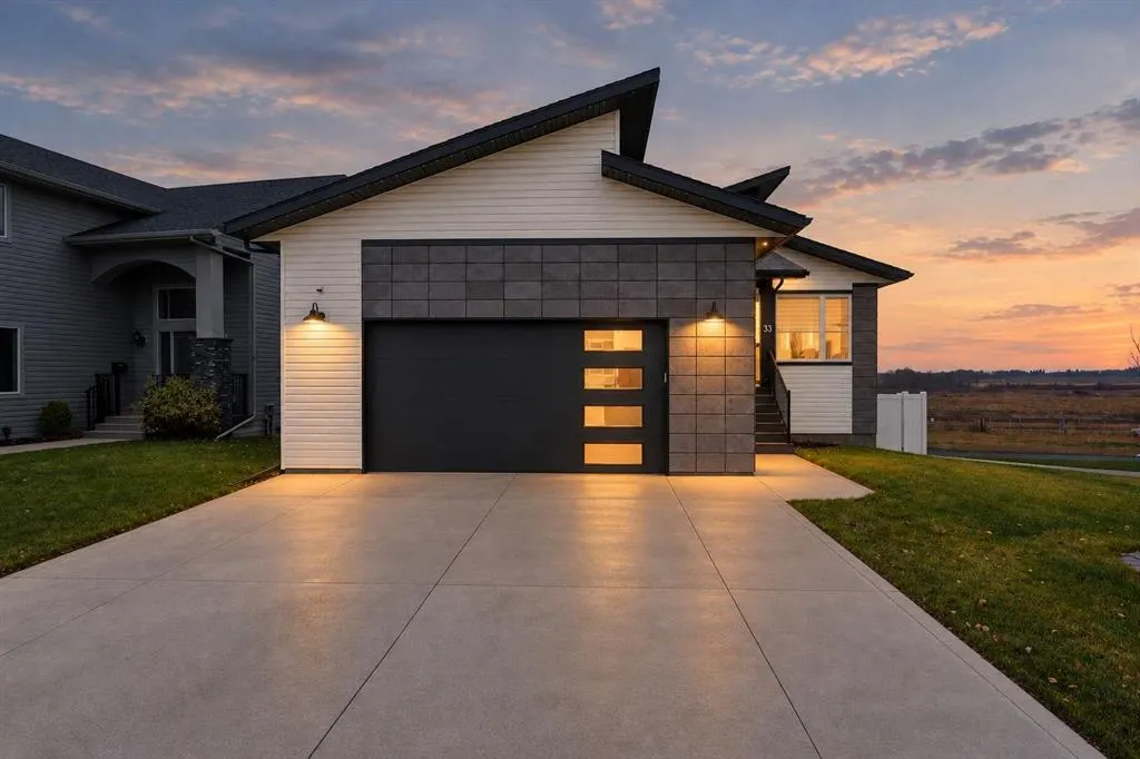 33 Maclean Close