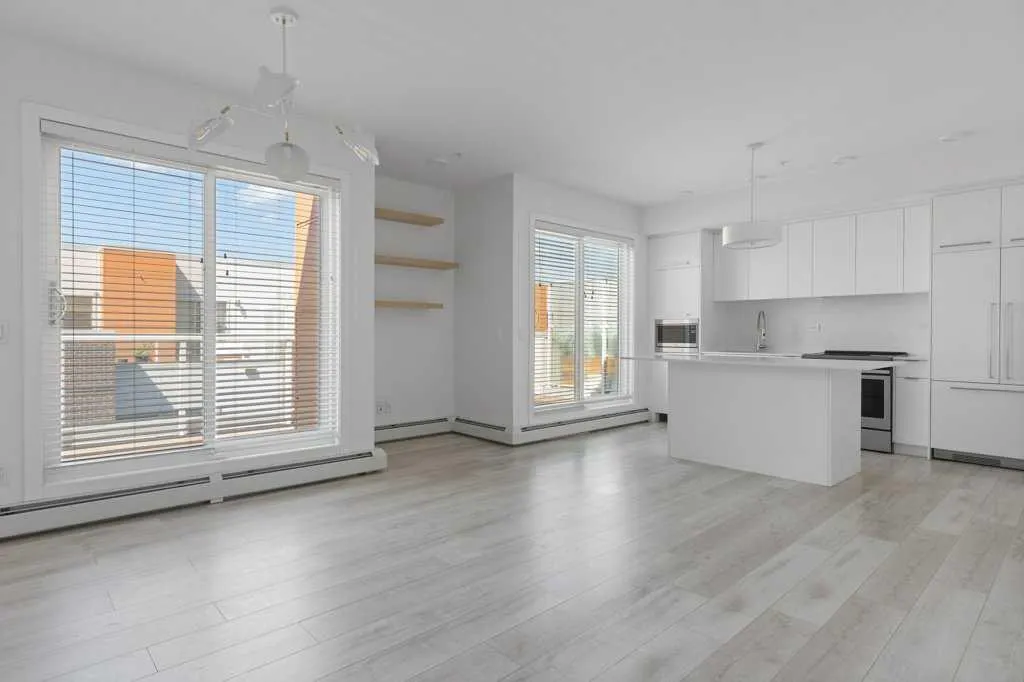 3130 Thirsk Street NW #415