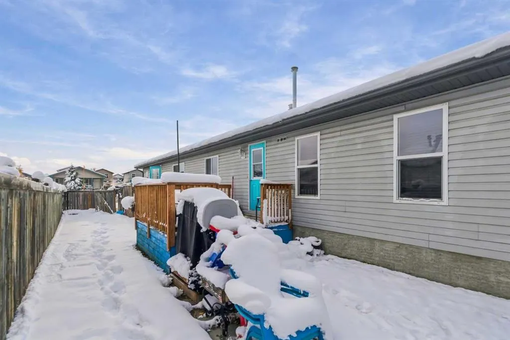 148 Ash Way