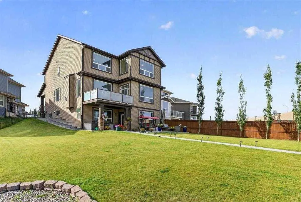 40 Sherwood Manor NW