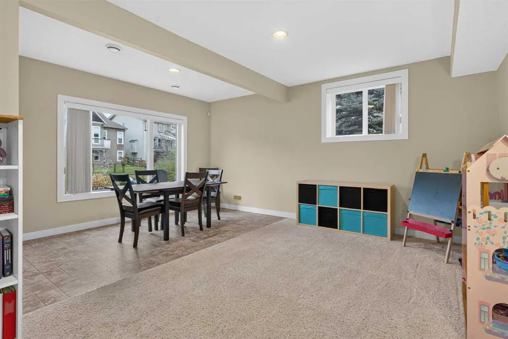 59 Elgin Estates Hill SE