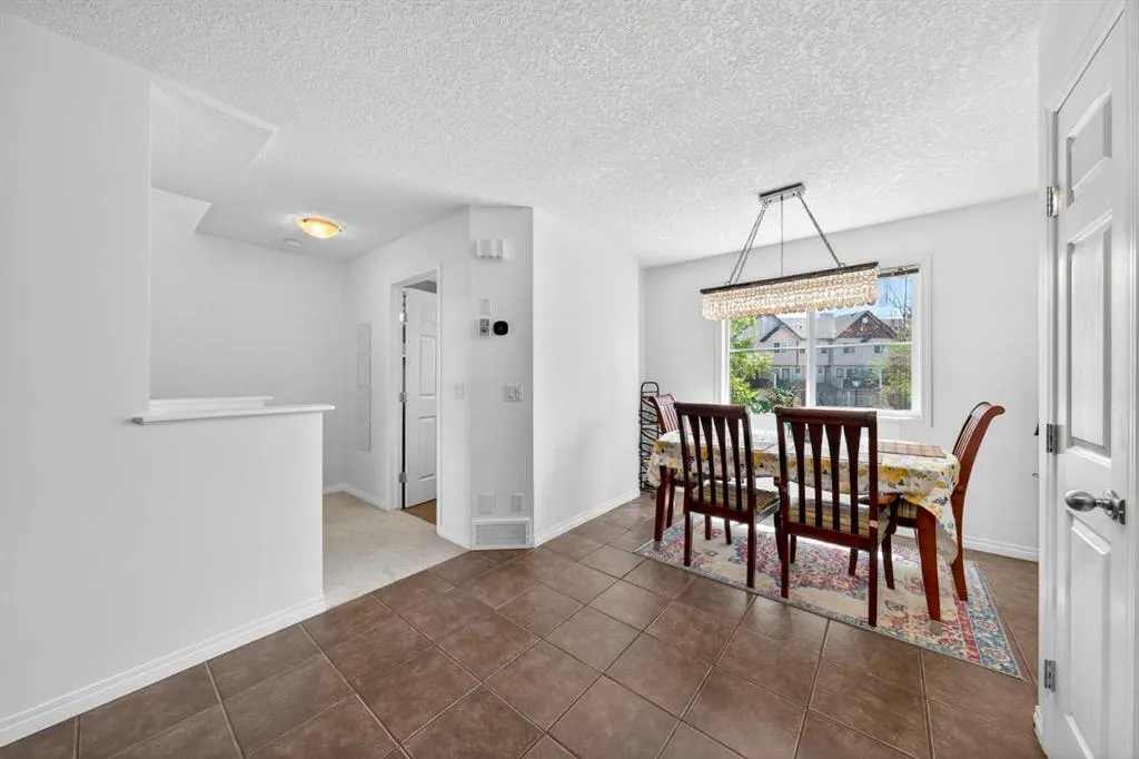 99 Copperfield Court SE