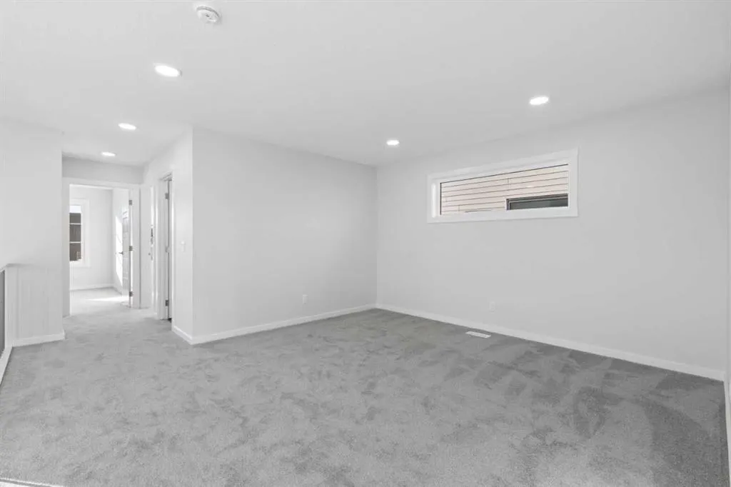 355 Heartwood Gardens SE