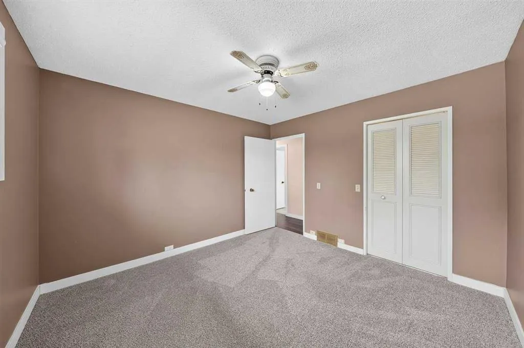 255 Huntridge Way NE