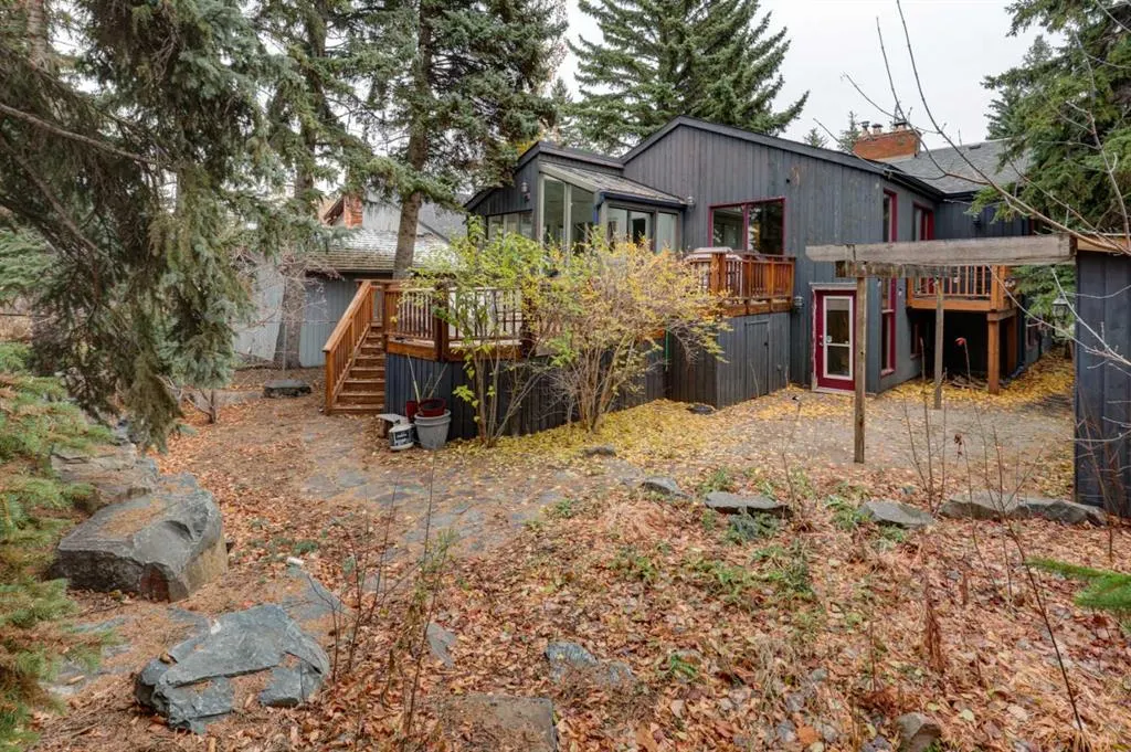 216 Pump Hill Gardens SW