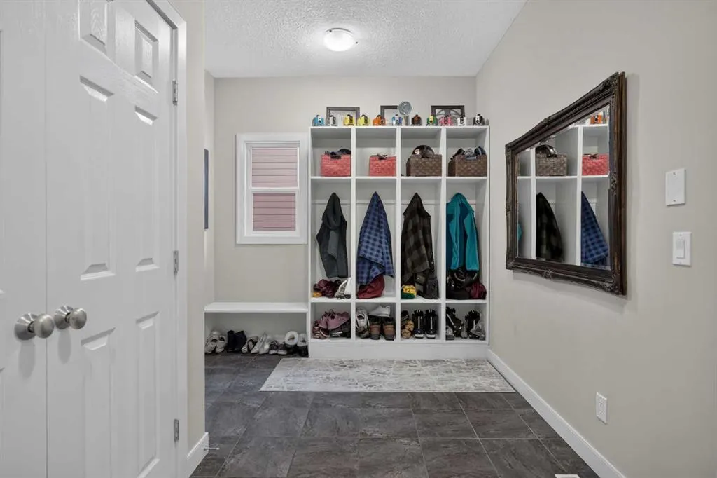 12 Crestridge Rise SW
