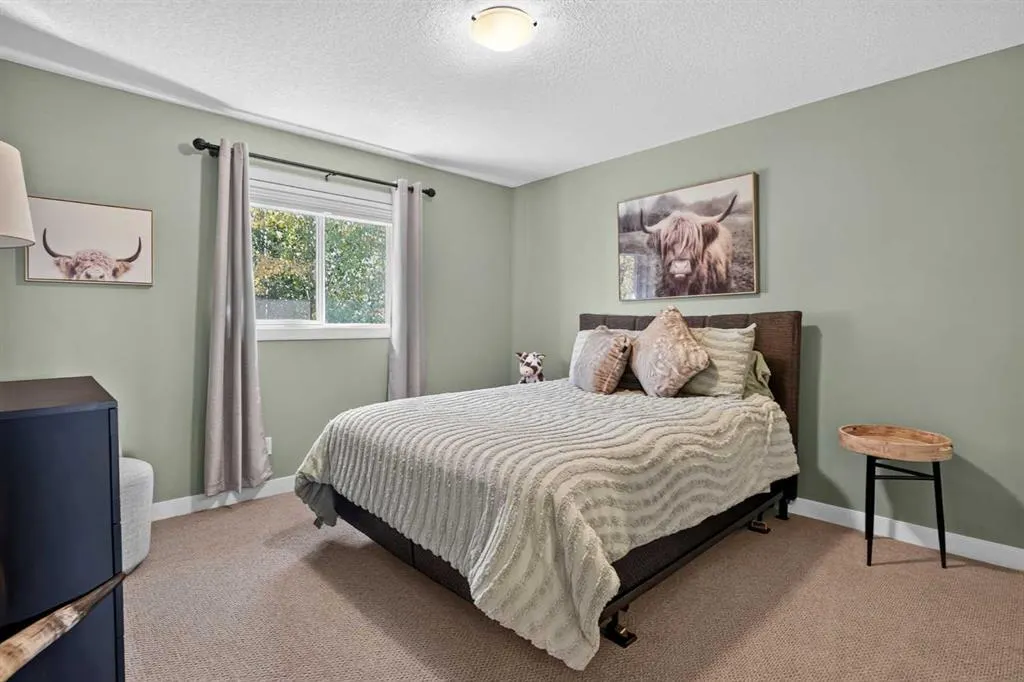 12 Crestridge Rise SW