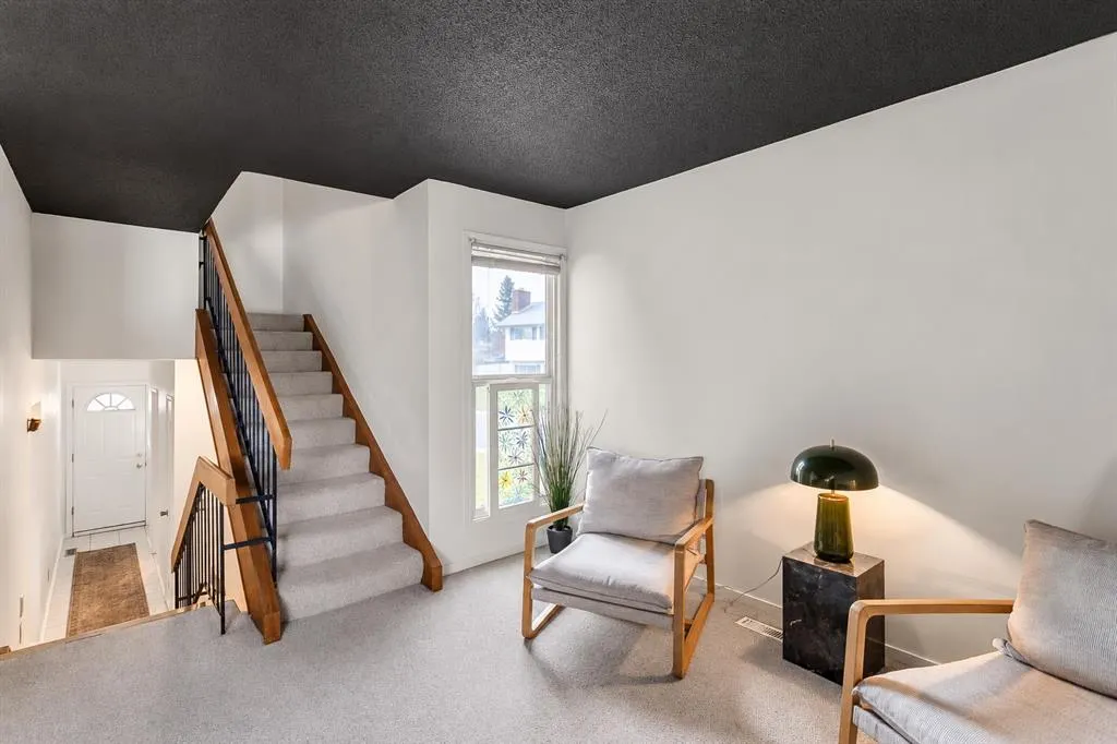 442 Brae Glen Crescent SW