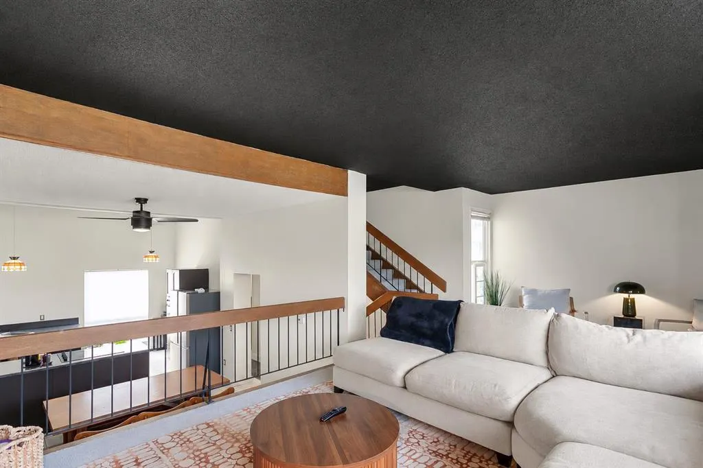 442 Brae Glen Crescent SW