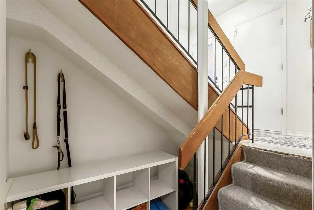 442 Brae Glen Crescent SW