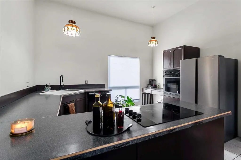442 Brae Glen Crescent SW