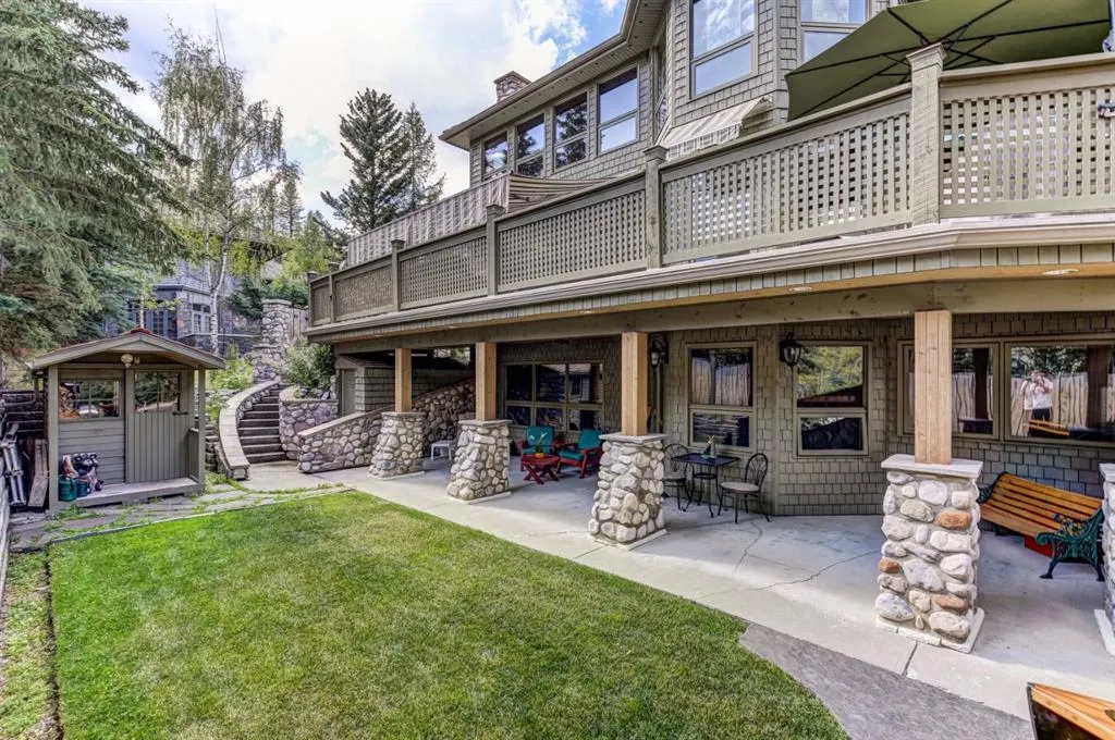 5 Cascade Court