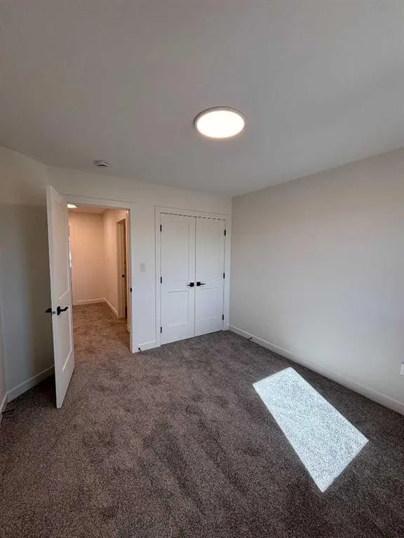 2807 16 Avenue