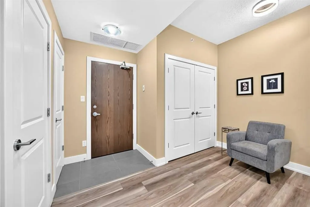 99 Spruce Place SW #2406
