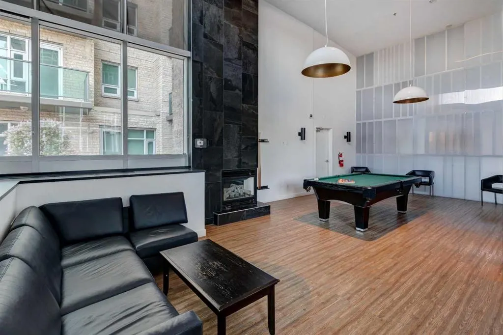 210 15 Avenue SE #3301