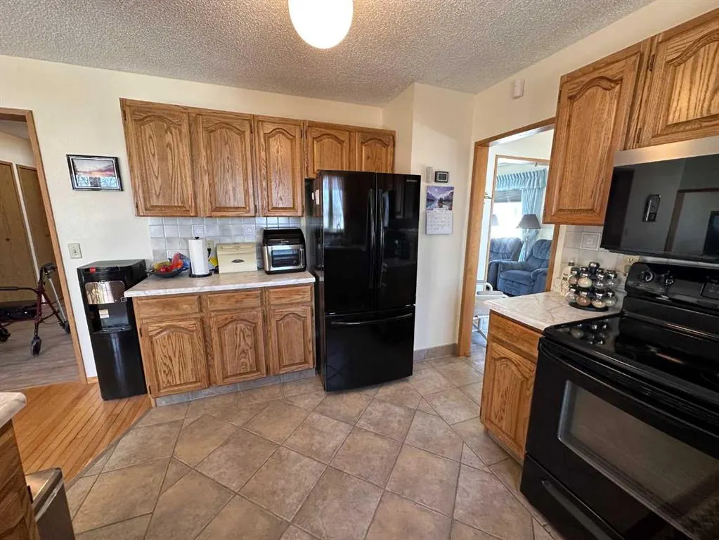 13428 Lakeland Drive