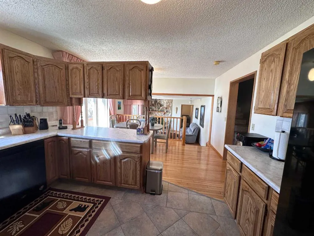 13428 Lakeland Drive