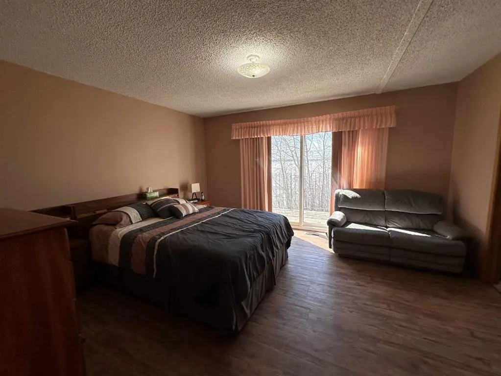 13428 Lakeland Drive