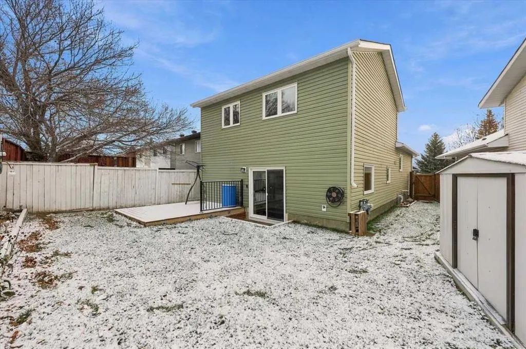 36 Covington Mews NE