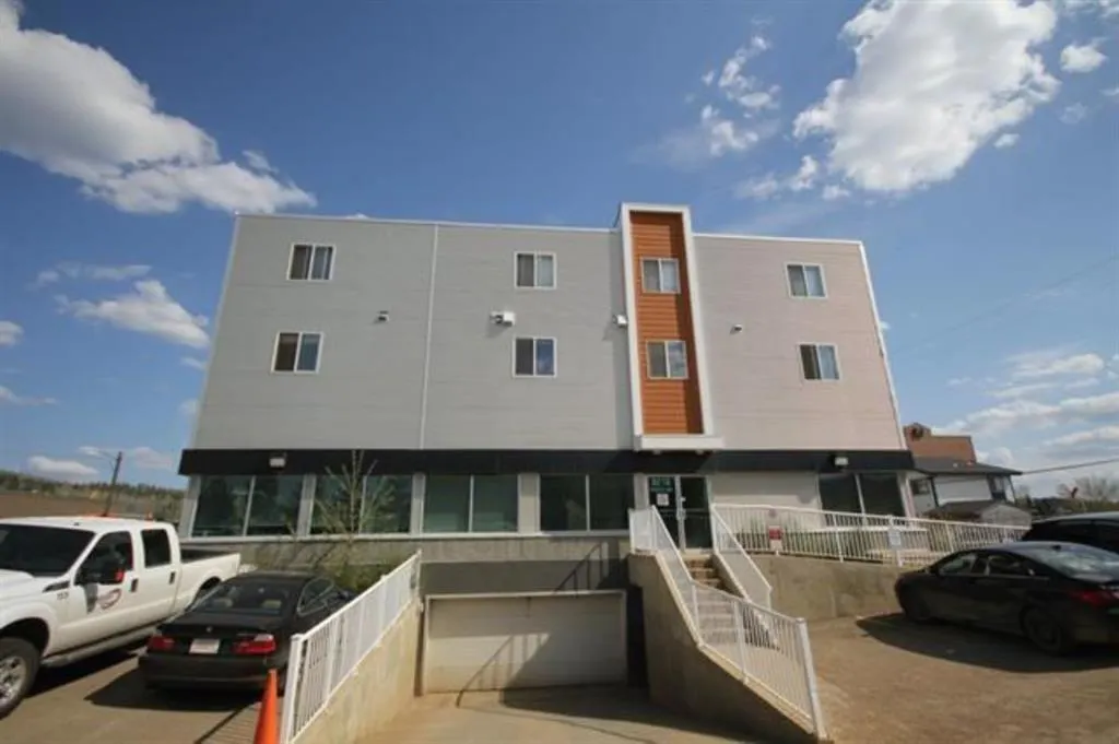 8219 Fraser Avenue #306