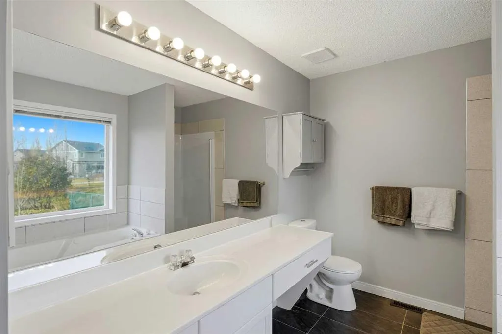 175 Lakeview Cove