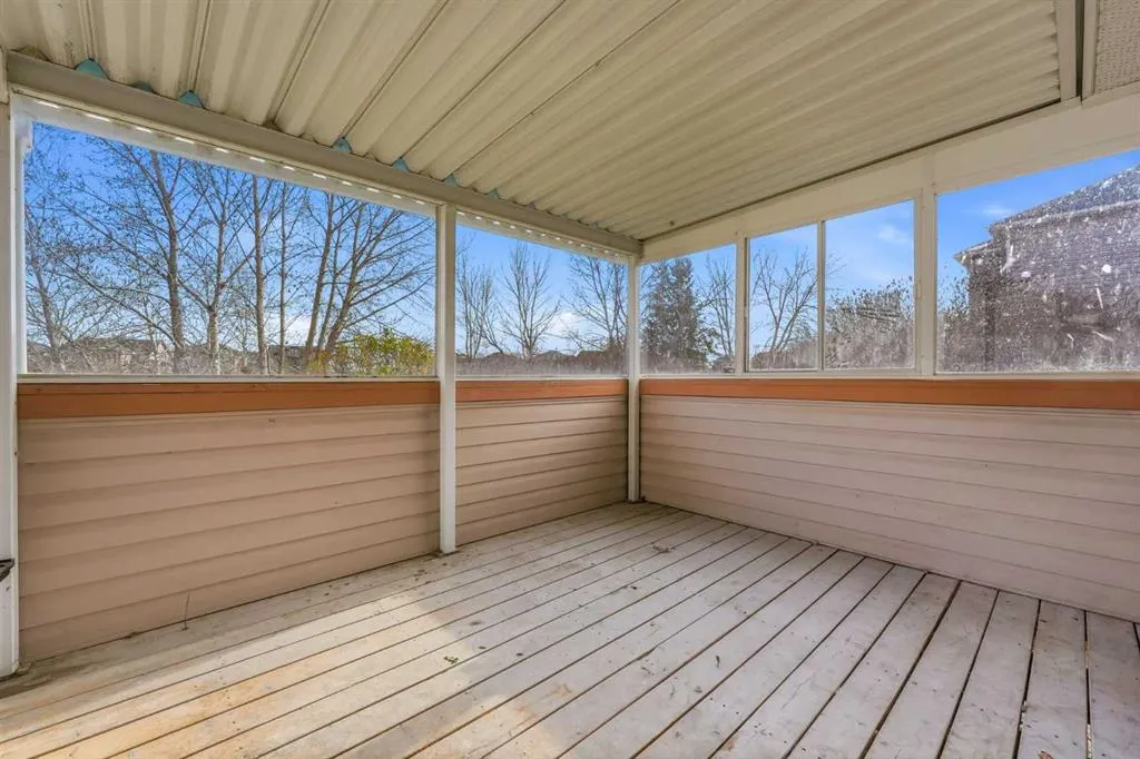 175 Lakeview Cove