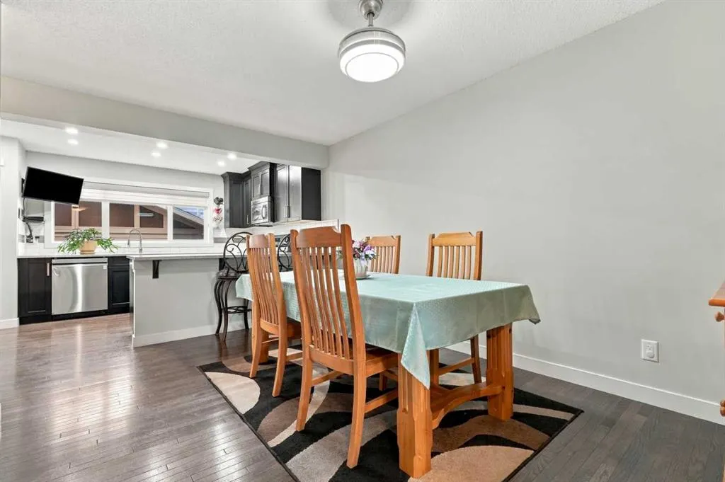 2640 Reunion Square NW