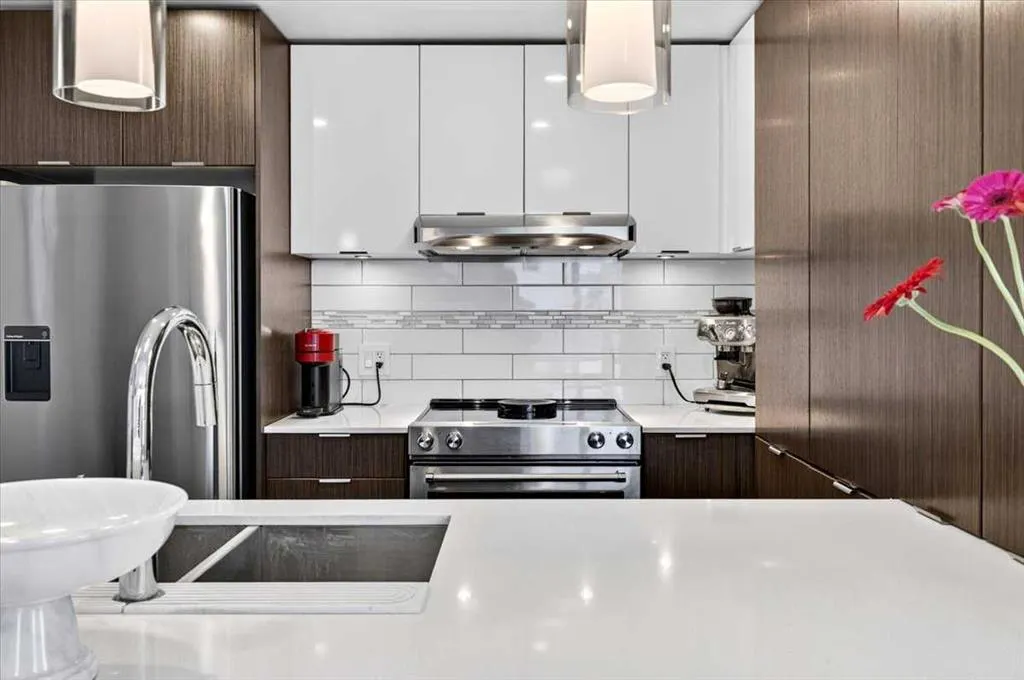 930 6 Avenue SW #3306